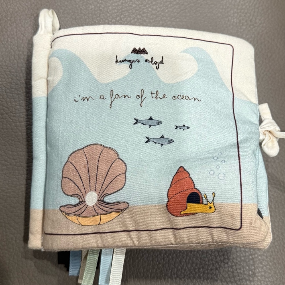 Konges Sløjd Ocean Soft Fabric Baby Activity Book